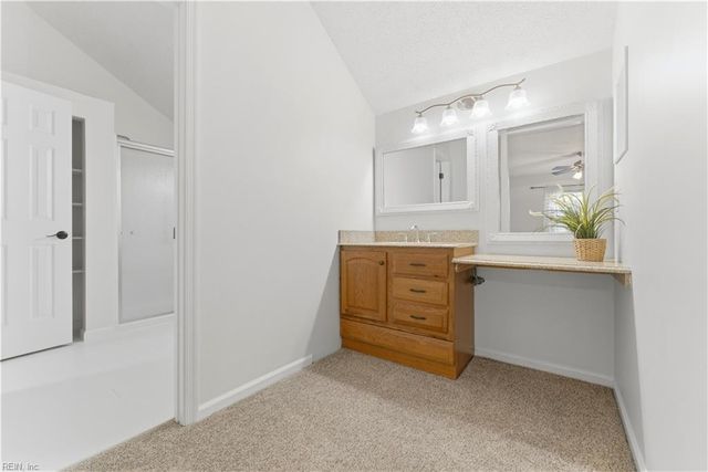 1741 Edgestone CT, Virginia Beach, VA 23453