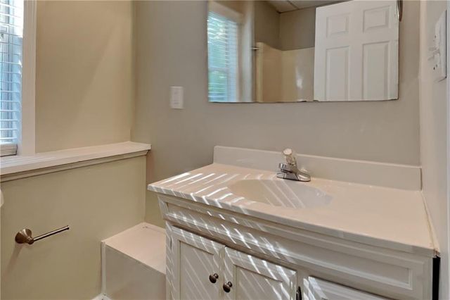 3945 Piper Glen Drive, Buford, GA 30519