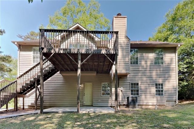3945 Piper Glen Drive, Buford, GA 30519
