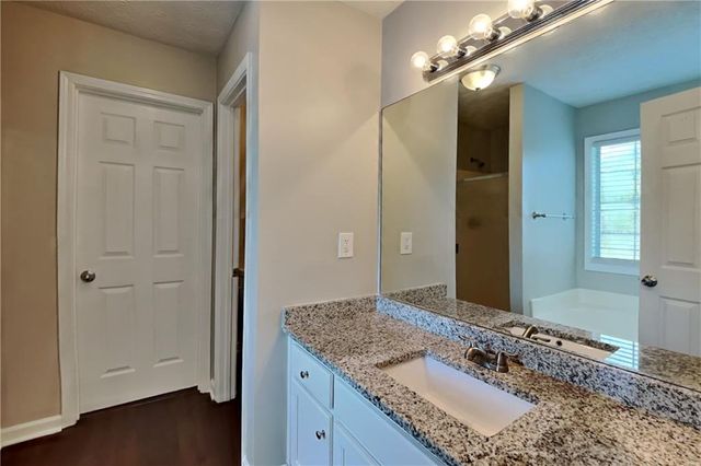 3945 Piper Glen Drive, Buford, GA 30519