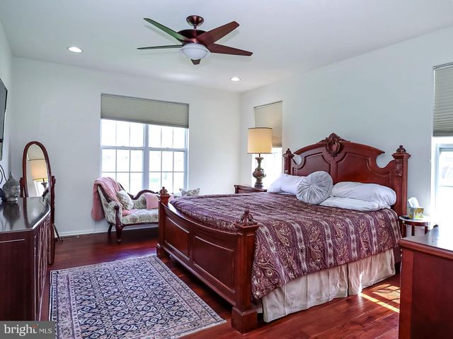 16 TRYALL BLVD, Monroe Township, NJ 08831