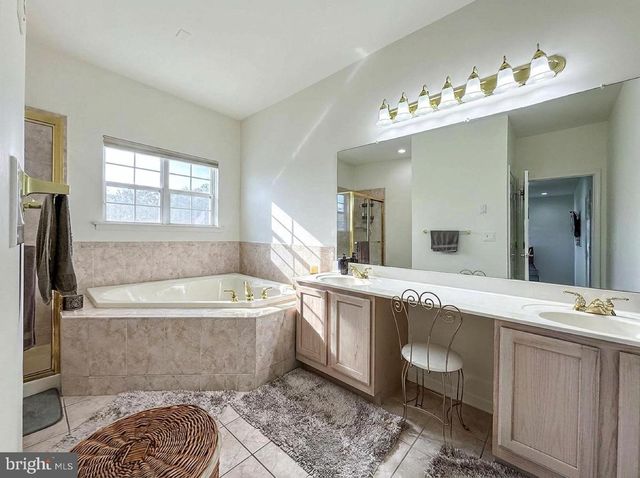 16 TRYALL BLVD, Monroe Township, NJ 08831