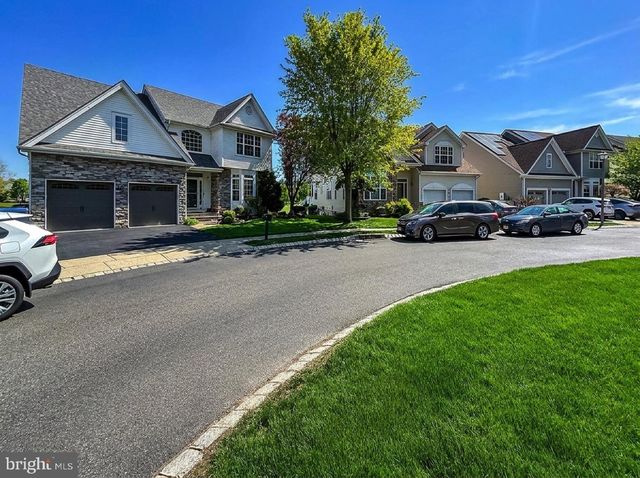 16 TRYALL BLVD, Monroe Township, NJ 08831