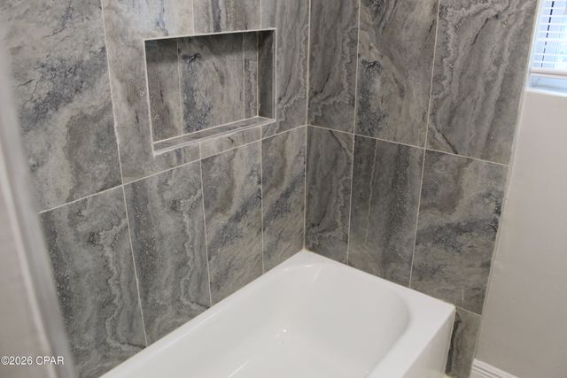 2925 Harley Drive, Marianna, FL 32448