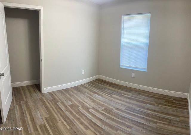 2925 Harley Drive, Marianna, FL 32448