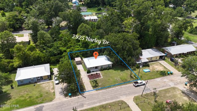 2925 Harley Drive, Marianna, FL 32448