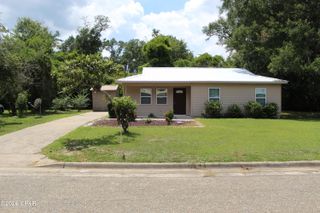 2925 Harley Drive, Marianna, FL 32448