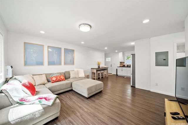 87-1446 Akowai Road, Waianae, HI 96792