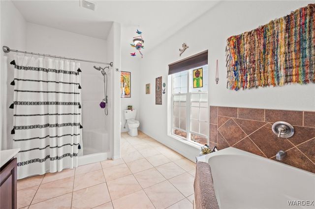 14105 S Cactus Road, Yucca, AZ 86438