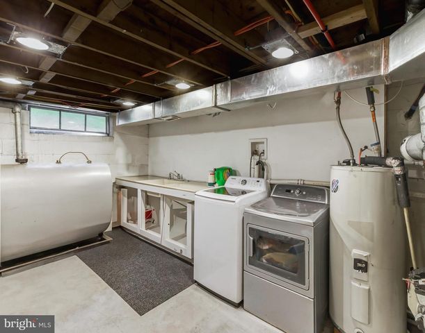 54 CAPE MAY AVE, Deptford, NJ 08096