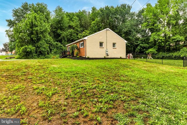 54 CAPE MAY AVE, Deptford, NJ 08096