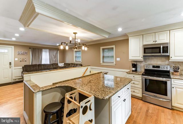 54 CAPE MAY AVE, Deptford, NJ 08096