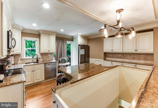 54 CAPE MAY AVE, Deptford, NJ 08096