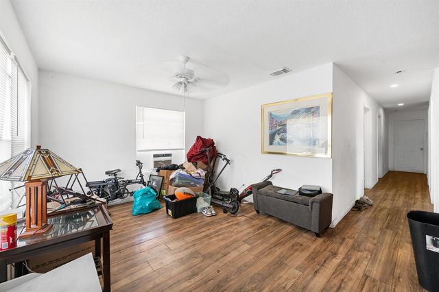 242 SW 3RD Street, Deerfield Beach, FL 33441