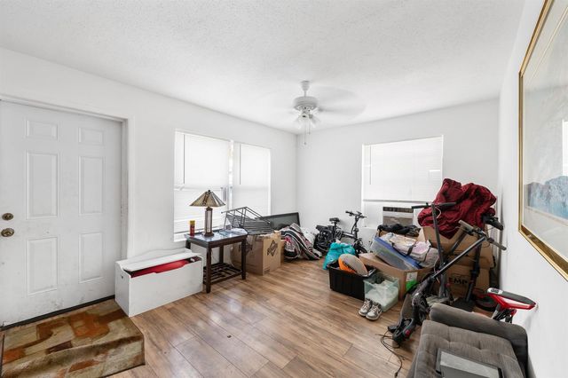 242 SW 3RD Street, Deerfield Beach, FL 33441