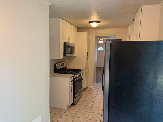 625 S Andrews Avenue, Sherman, TX 75090