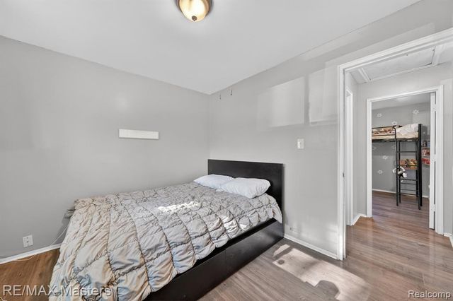 5901 Ziegler Street, Taylor, MI 48180