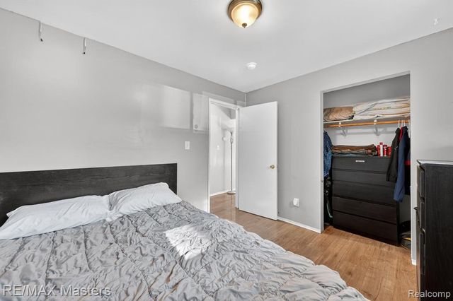 5901 Ziegler Street, Taylor, MI 48180