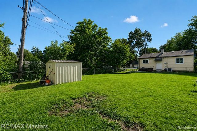 5901 Ziegler Street, Taylor, MI 48180