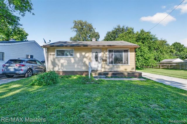 5901 Ziegler Street, Taylor, MI 48180