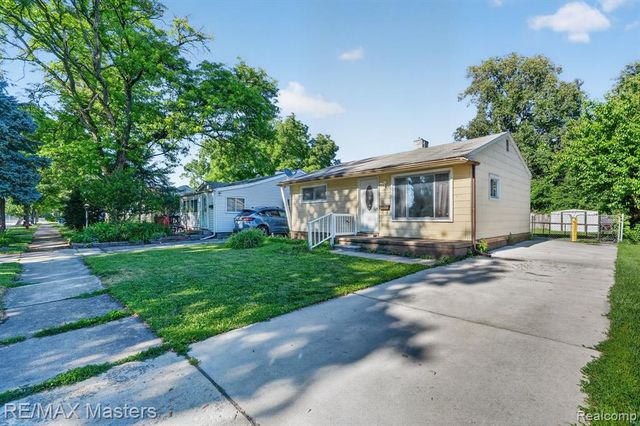 5901 Ziegler Street, Taylor, MI 48180