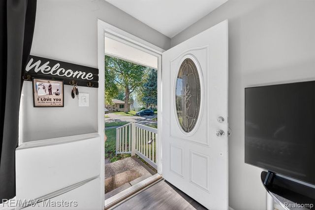 5901 Ziegler Street, Taylor, MI 48180