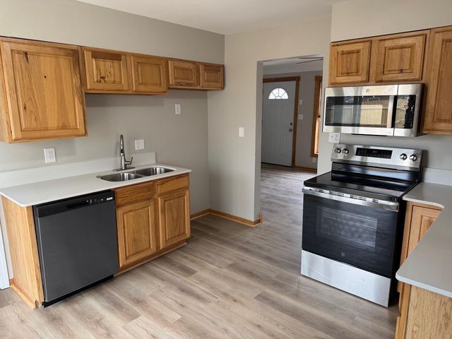 1737 SE Bever Avenue, Cedar Rapids, IA 52403