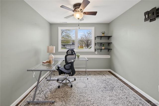 4084 Sweet Gum Ln, Clay, NY 13090