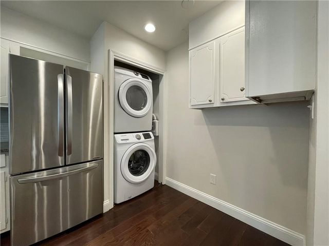 138 Woodmere Square NW, Atlanta, GA 30327