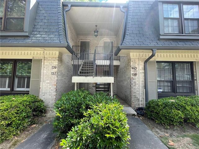 138 Woodmere Square NW, Atlanta, GA 30327