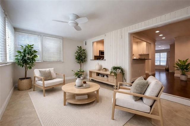 138 Woodmere Square NW, Atlanta, GA 30327