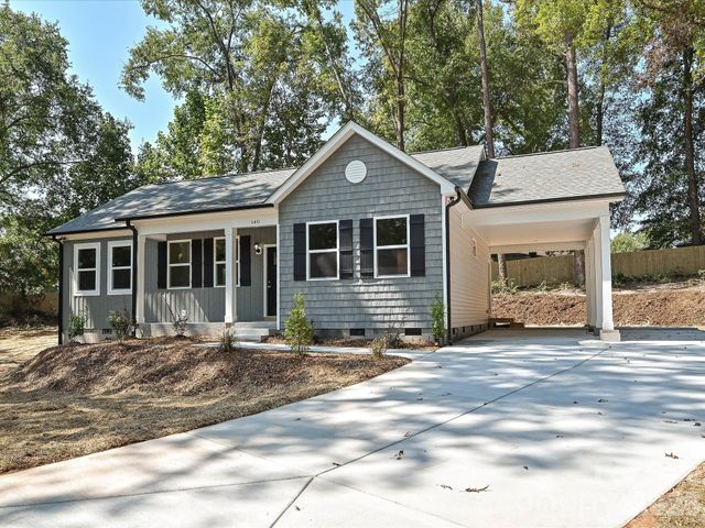 140 Helen Avenue, Bessemer City, NC 28016
