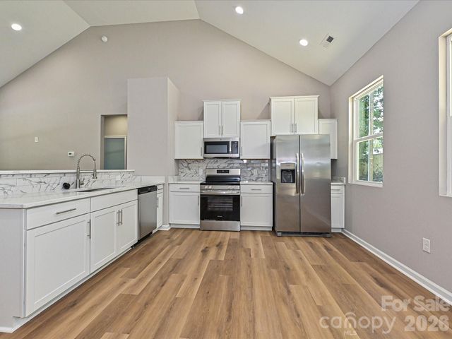 140 Helen Avenue, Bessemer City, NC 28016
