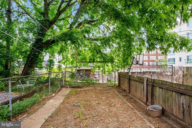 131 PEAR ST, Reading, PA 19601
