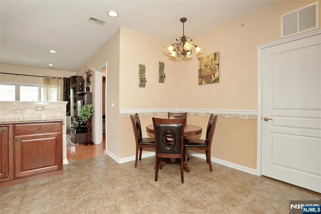 8403 Warrens Way, Wanaque, NJ 07465