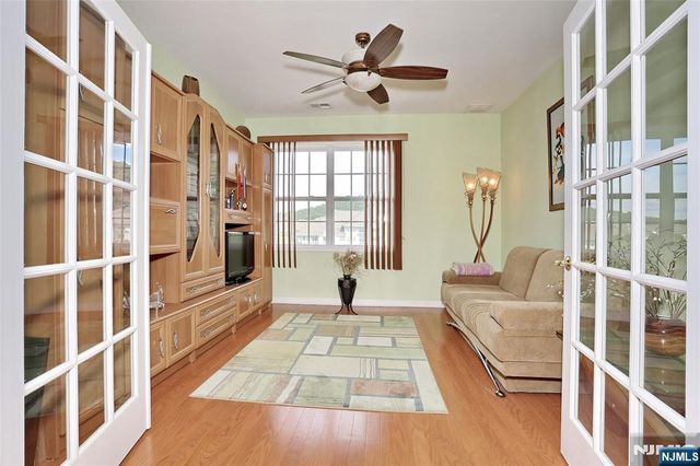 8403 Warrens Way, Wanaque, NJ 07465
