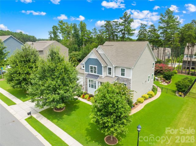 13522 Hyperion Hills Lane, Charlotte, NC 28278