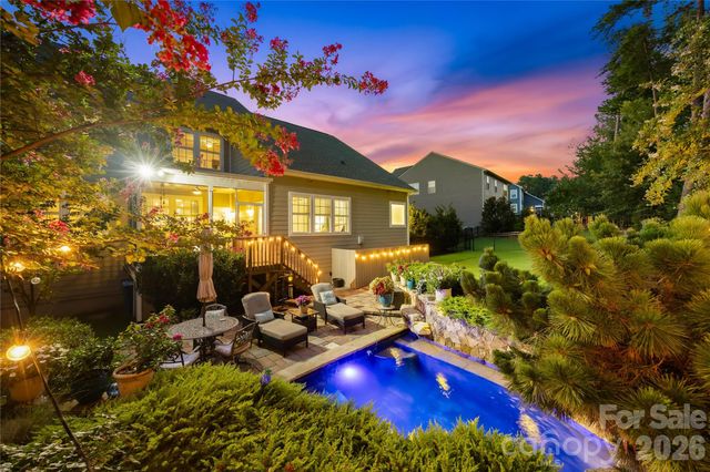 13522 Hyperion Hills Lane, Charlotte, NC 28278