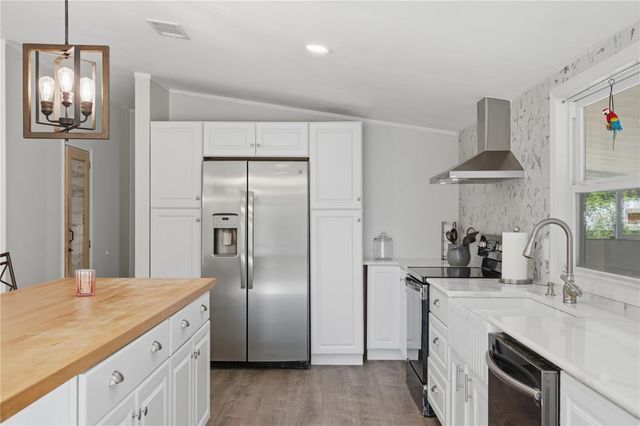 3105 WALK IN WATER ROAD, Lake Wales, FL 33898