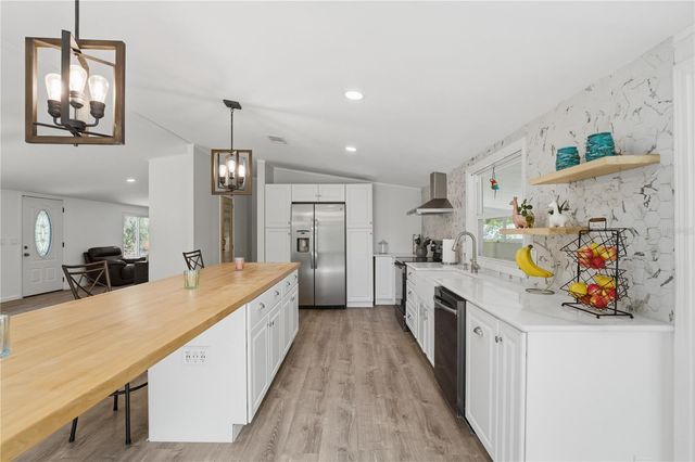 3105 WALK IN WATER ROAD, Lake Wales, FL 33898
