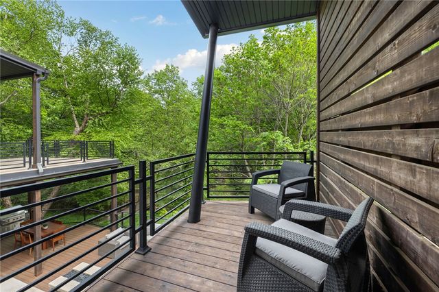 608 N Willow Avenue, Fayetteville, AR 72701