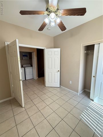 9303 GILCREASE Avenue 1132, Las Vegas, NV 89149