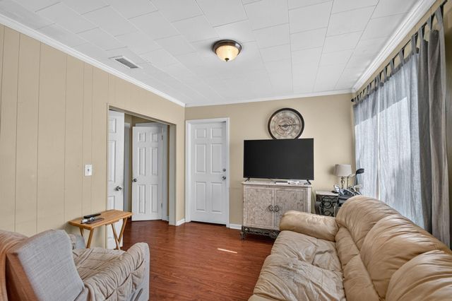 633 Franklin Road, West Palm Beach, FL 33405