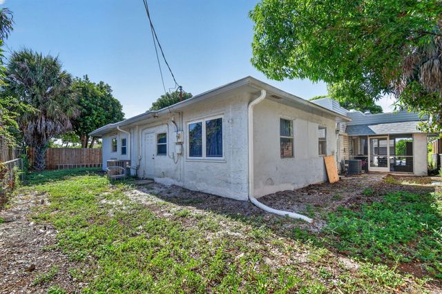 633 Franklin Road, West Palm Beach, FL 33405