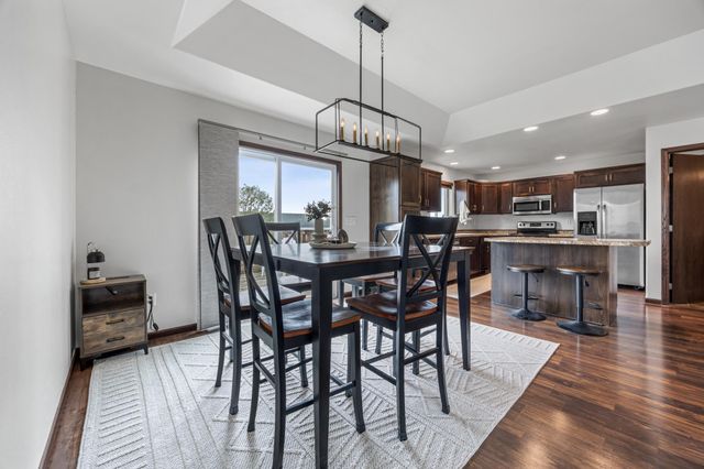 4003 9th Street S, Moorhead, MN 56560