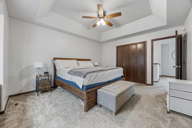 4003 9th Street S, Moorhead, MN 56560