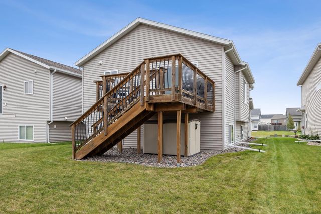 4003 9th Street S, Moorhead, MN 56560