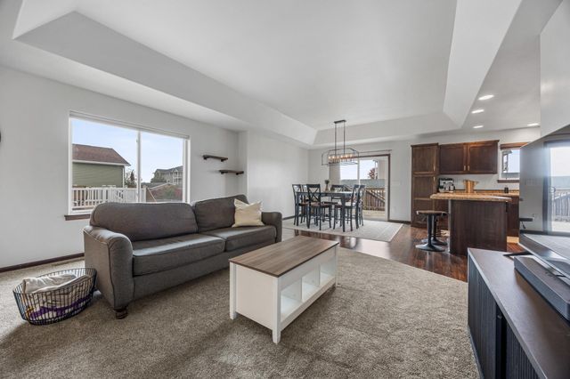 4003 9th Street S, Moorhead, MN 56560