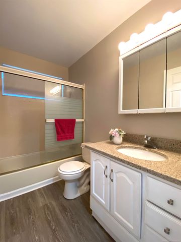 30464 Hayes Road, Roseville, MI 48066