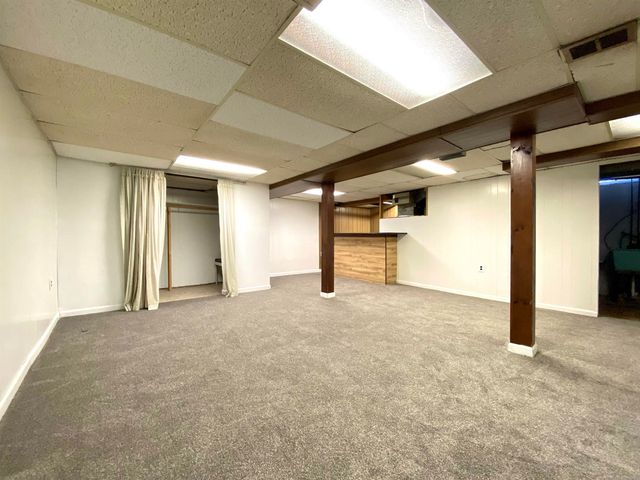 30464 Hayes Road, Roseville, MI 48066